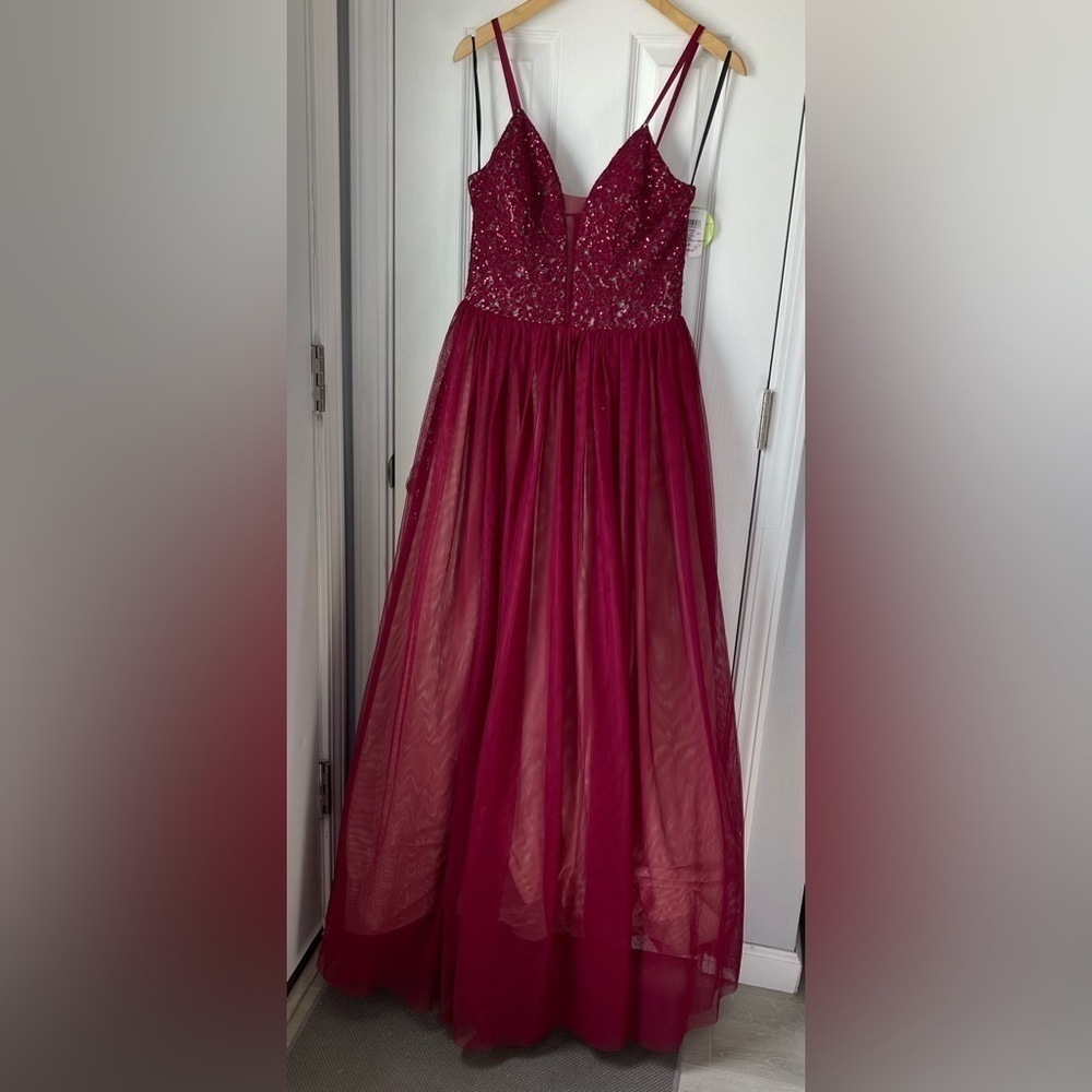 NWT Prom Dress Windsor Brand Size 9 junior - Picture 1 of 16